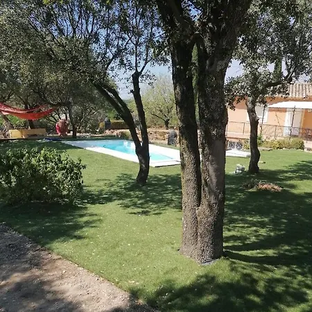 Clos Marijeanne Capmas Bed & Breakfast